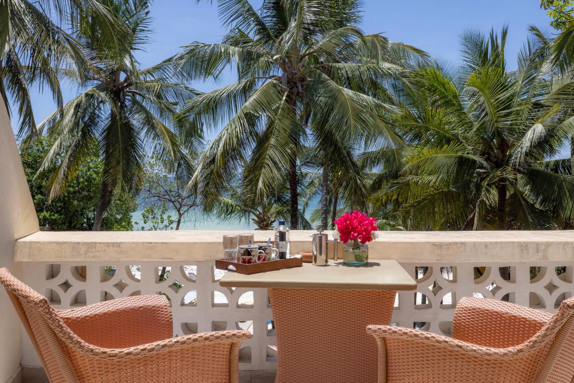Blue Marlin Beach Hotel Diani Beach Exterior photo
