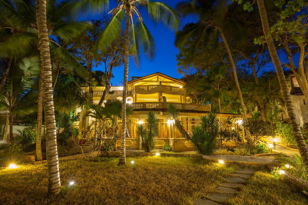 Blue Marlin Beach Hotel Diani Beach Exterior photo