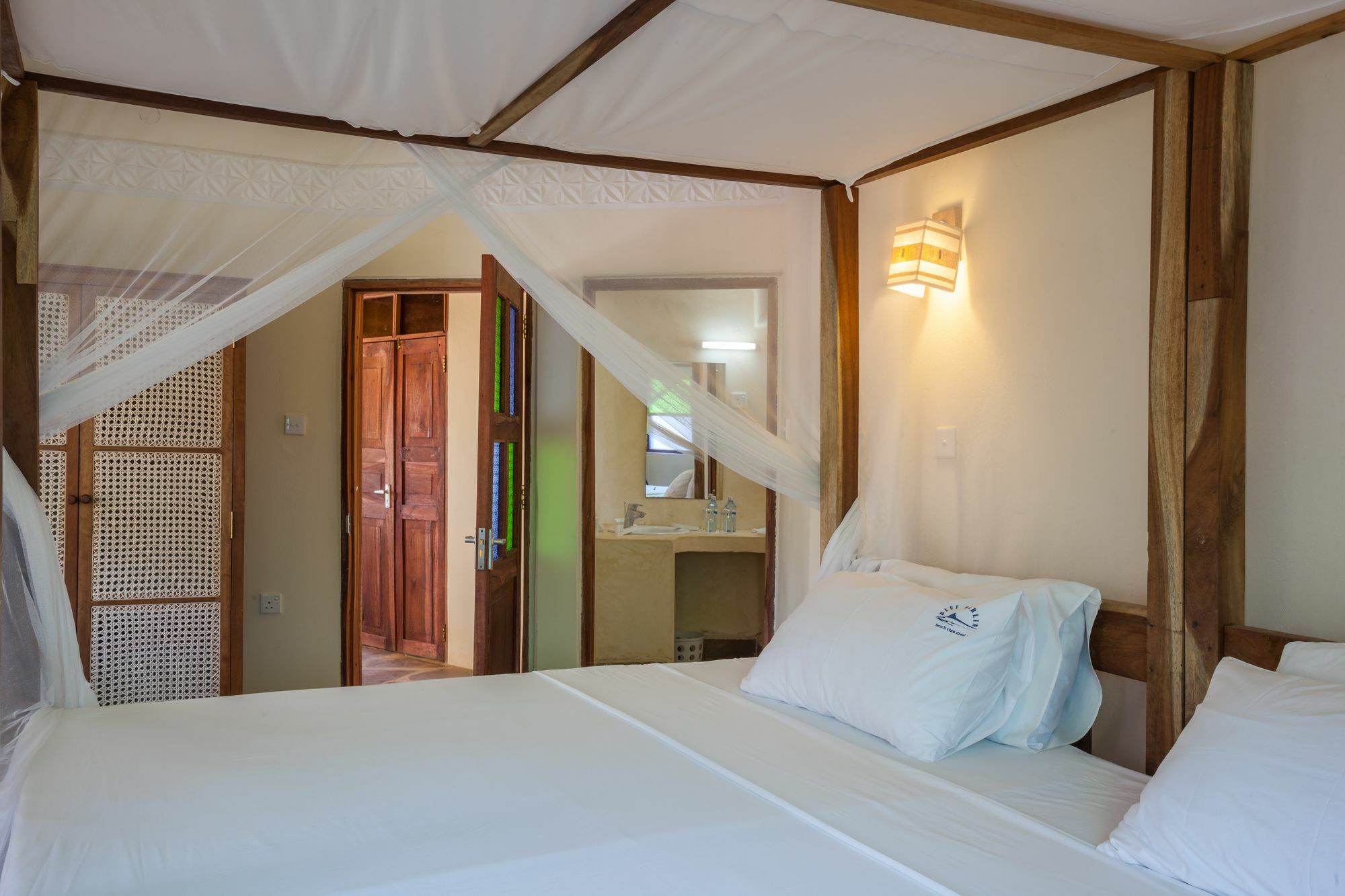 Blue Marlin Beach Hotel Diani Beach Exterior photo