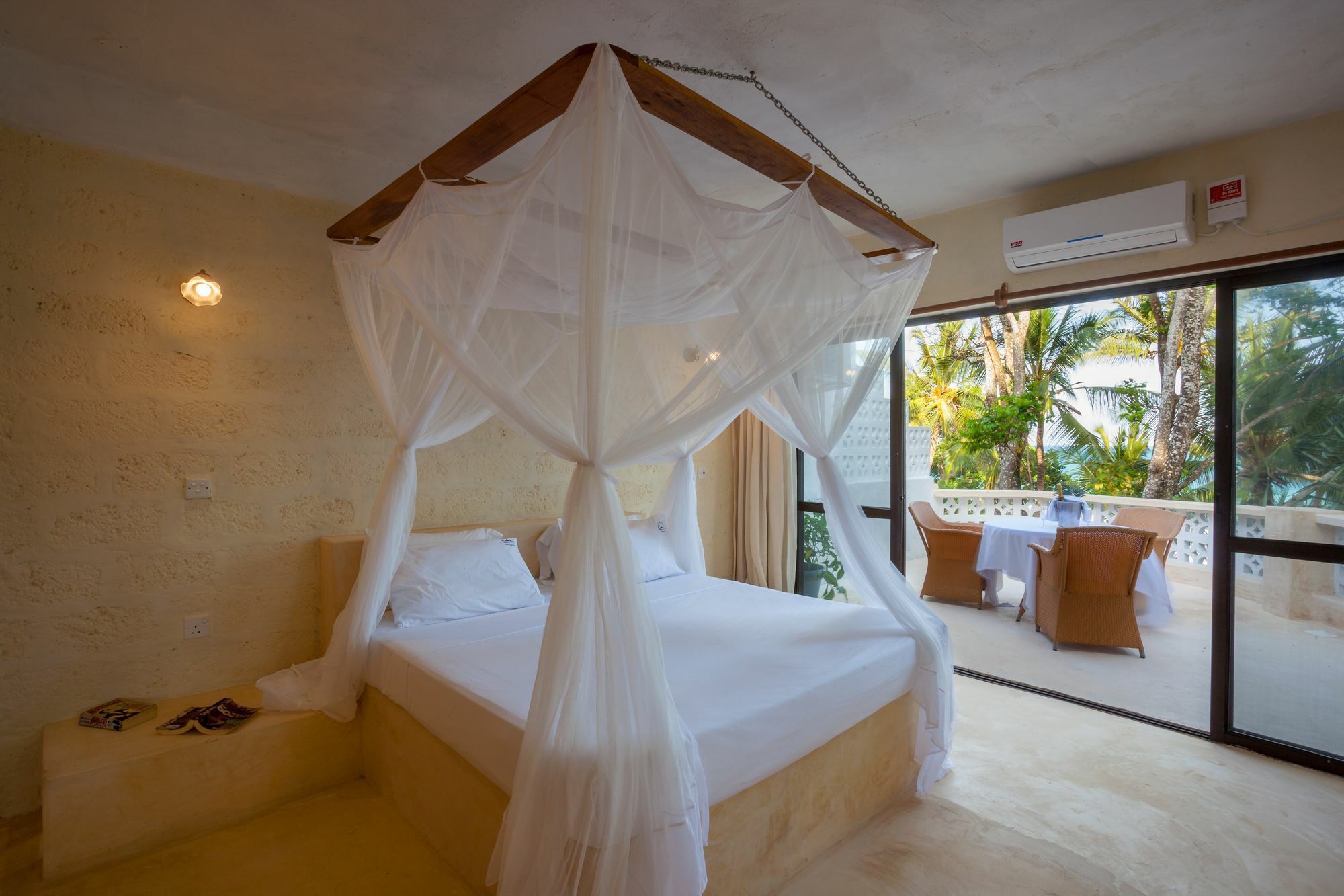Blue Marlin Beach Hotel Diani Beach Exterior photo